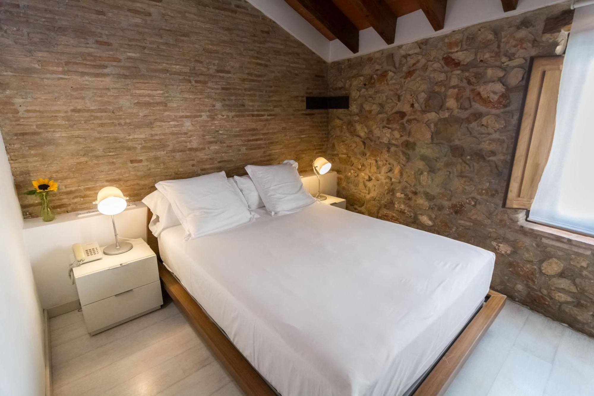 Bugdet Standard Double Room Annexe,1596868338:JPEG