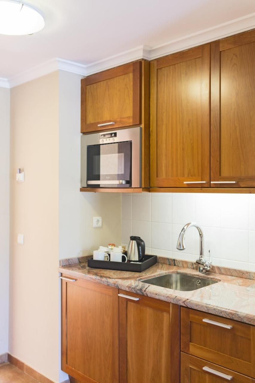 One-Bedroom Apartment,1129831593:JPEG